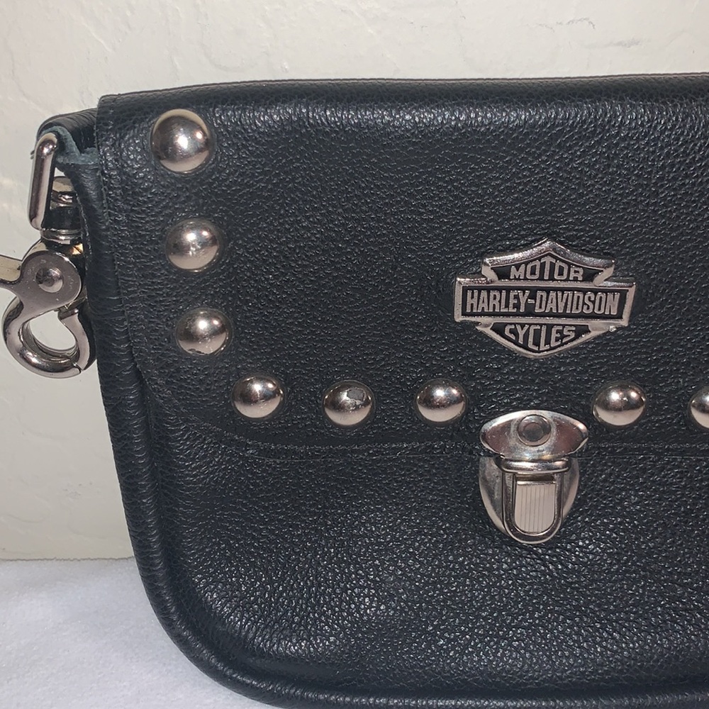 HARLEY-DAVIDSON BRAND NEW BLACK LEATHER PUSH LOCK BELT BAG - Picture 2 of 6